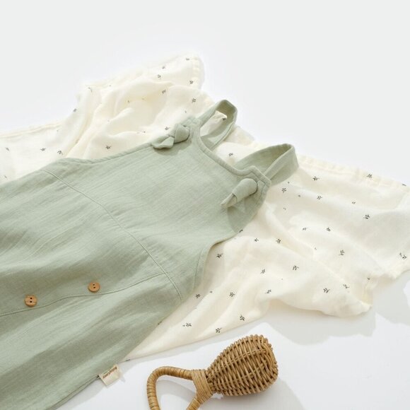 100% Organic Cotton Salopet Romper - Picture 4 of 8